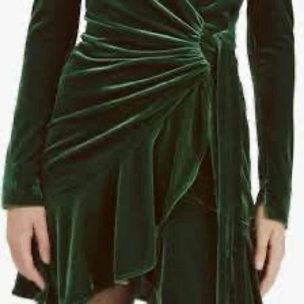 NWT Bardot Green Velvet Wrap Dress – Size S – Long Sleeve Tie Waist - Picture 5 of 10